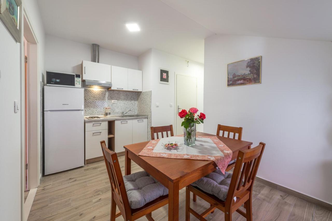 Apartments Vukelic Mlini Kültér fotó